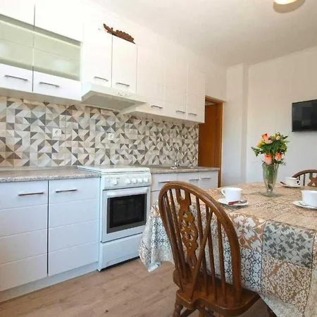 Jaksa Marija A2 By Interhome *